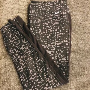 Nike workout pants Large